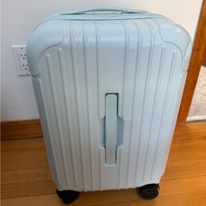 Light Blue Hard 22 inch Shell Suitcase